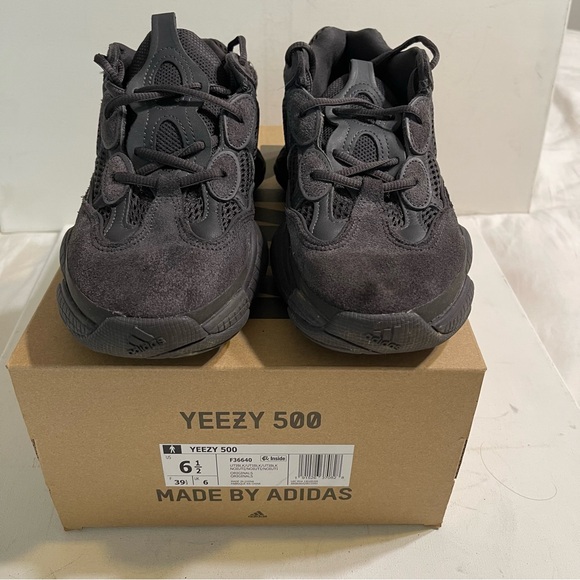 adidas gazelle silver green womens Yeezy 500 – WOODstack main image 0